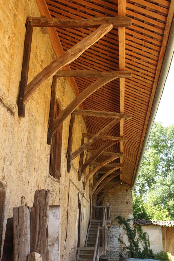 Aparthotel La Ferme De Berlioz La Cote-Saint-Andre Esterno foto