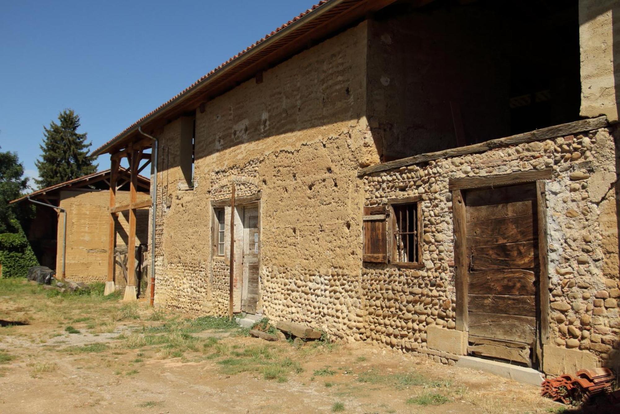 Aparthotel La Ferme De Berlioz La Cote-Saint-Andre Esterno foto